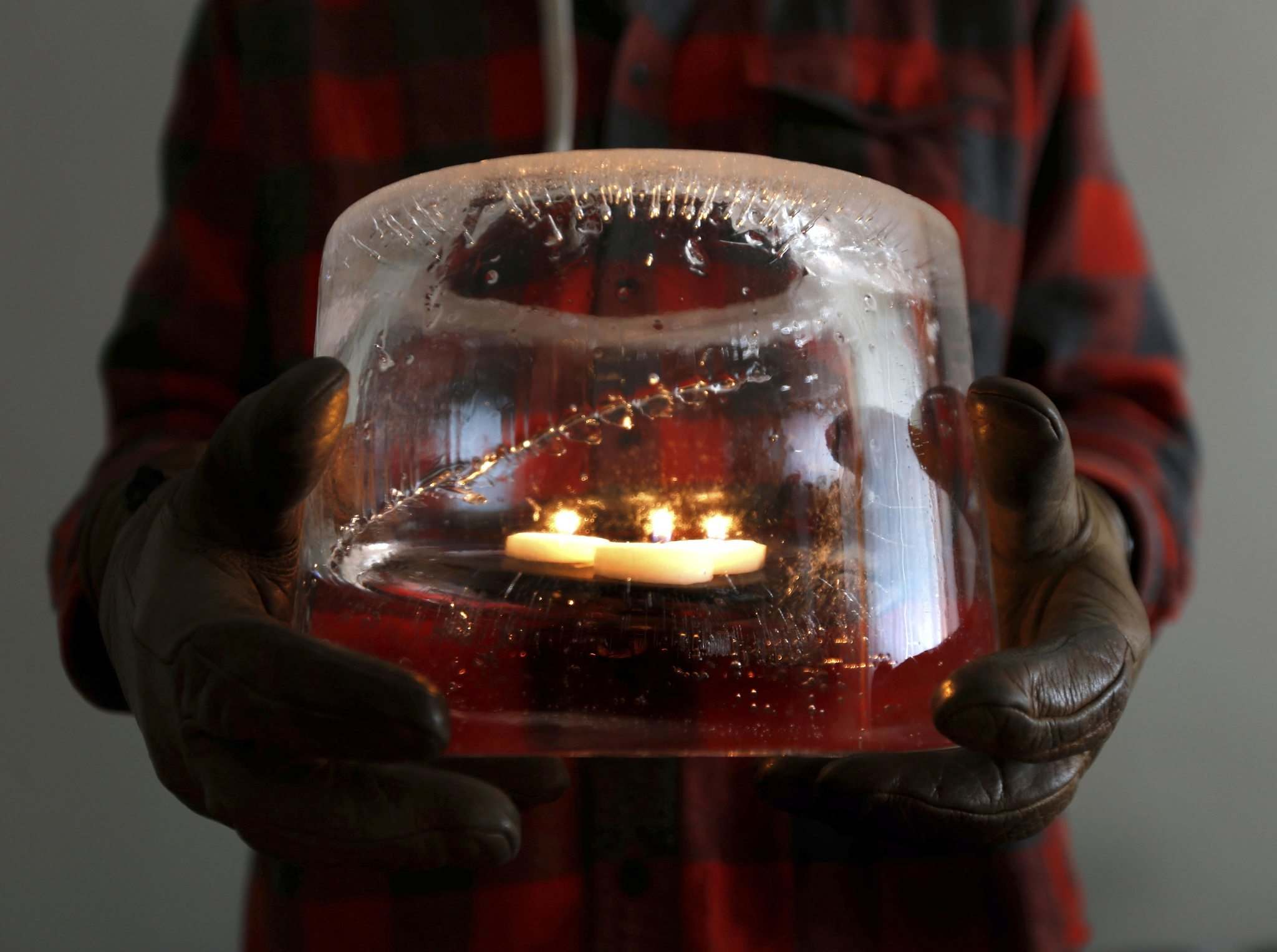 Candlelight service Winnipeg Free Press