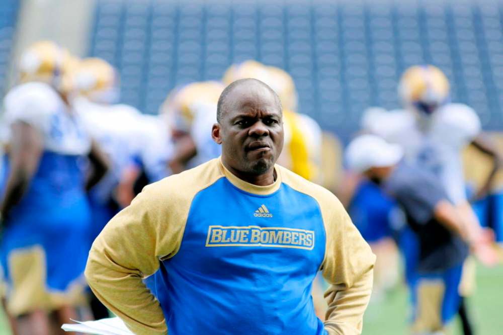 JUSTIN SAMANSKI-LANGILLE / WINNIPEG FREE PRESS FILES
Bombers defensive coordinator Richie Hall
