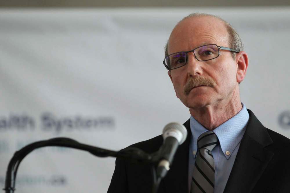 RUTH BONNEVILLE / WINNIPEG FREE PRESS FILES
Milton Sussman, former president and CEO of the Winnipeg Regional Health Authority, left his post in June.