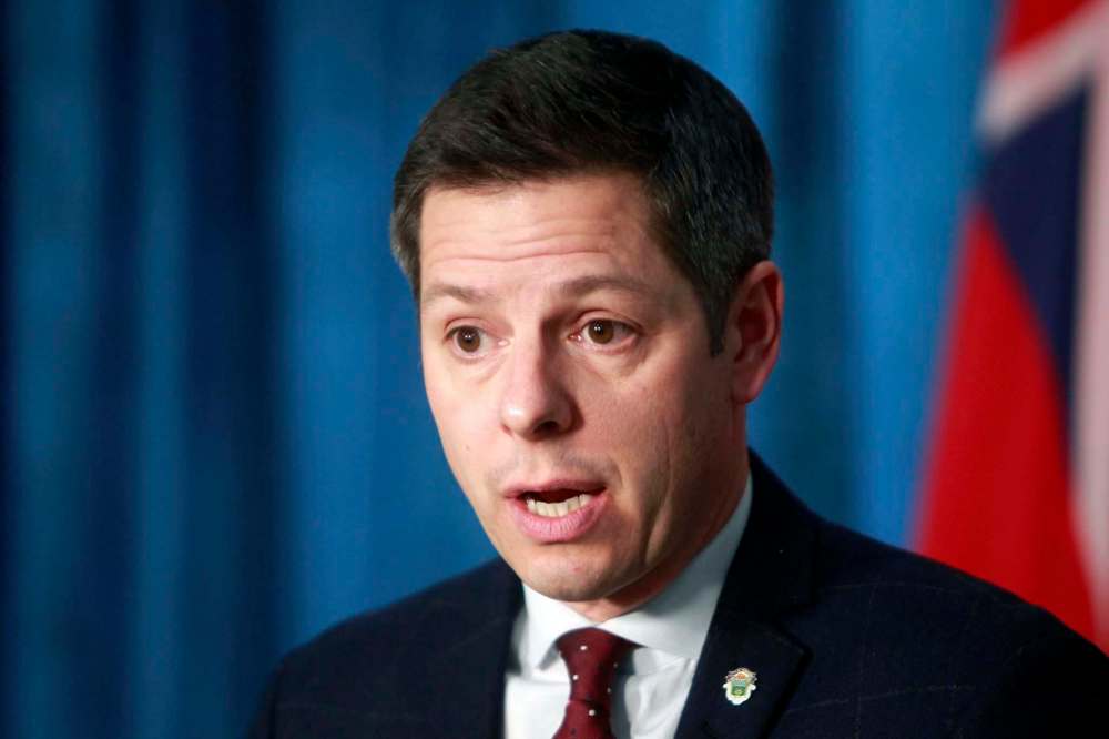 BORIS MINKEVICH / WINNIPEG FREE PRESS files
Mayor Brian Bowman says he’s open to ‘ideas and discussions’ around a cooling-off period.