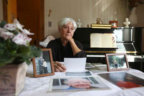 RUTH BONNEVILLE / WINNIPEG FREE press
Karin Woods&rsquo; husband couldn&rsquo;t be transferred out of St. Boniface Hospital last December for a medically assisted death because the required sedation would have prevented him from being in the right mind.