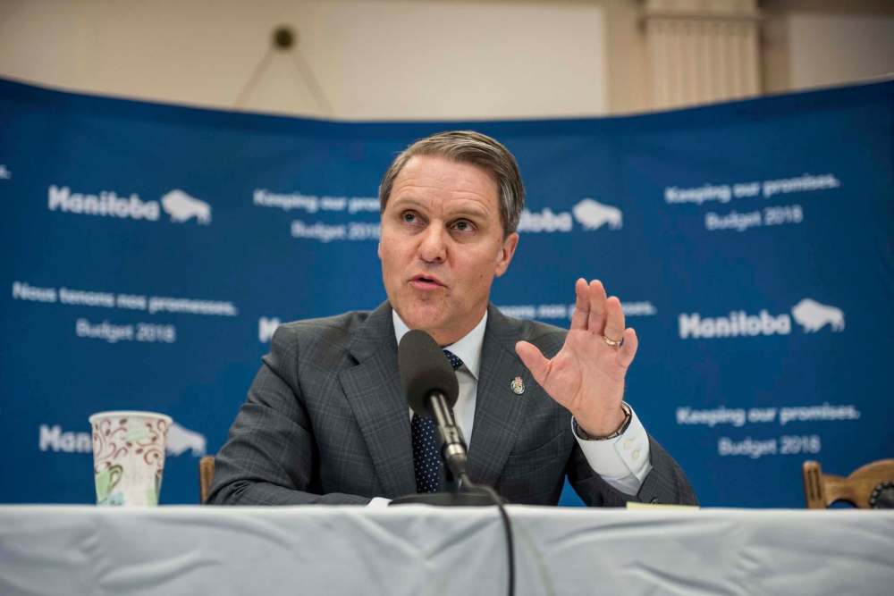 David Lipnowski / Canadian Press files
Manitoba Finance Minister Cameron Friesen delivered his 2018 budget Monday, but observers are warning the province to brace for an economic slowdown.