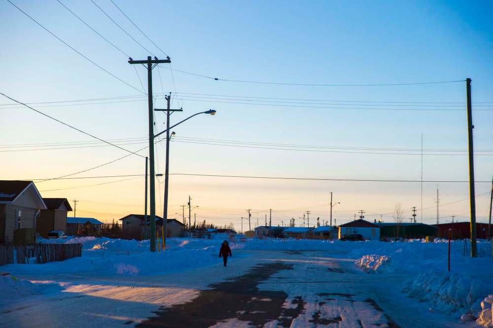 MIKAELA MACKENZIE / WINNIPEG FREE PRESS
The sun sets on the Chemawawin Reserve.