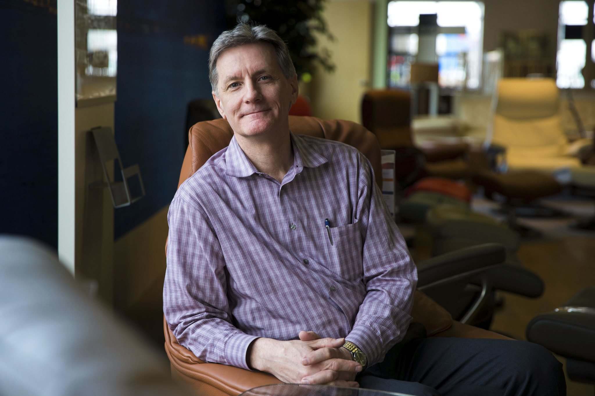 Teak Furniture Centre closing doors after 32 years Winnipeg Free Press