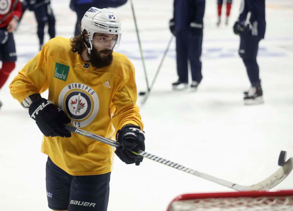 TREVOR HAGAN / WINNIPEG FREE PRESSWinnipeg Jets' Mathieu Perreault (85) tries to tip the puck into the net during practice at Bridgestone Arena, in Nashville, TN, Saturday, April 28, 2018.