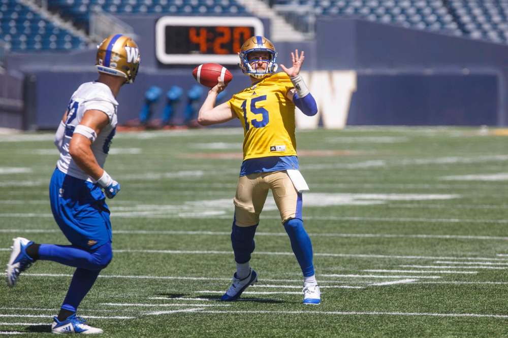 MIKE DEAL / WINNIPEG FREE PRESS
Winnipeg Blue Bombers quarterback Matt Nichols during practice at Investors Group Field Thursday.