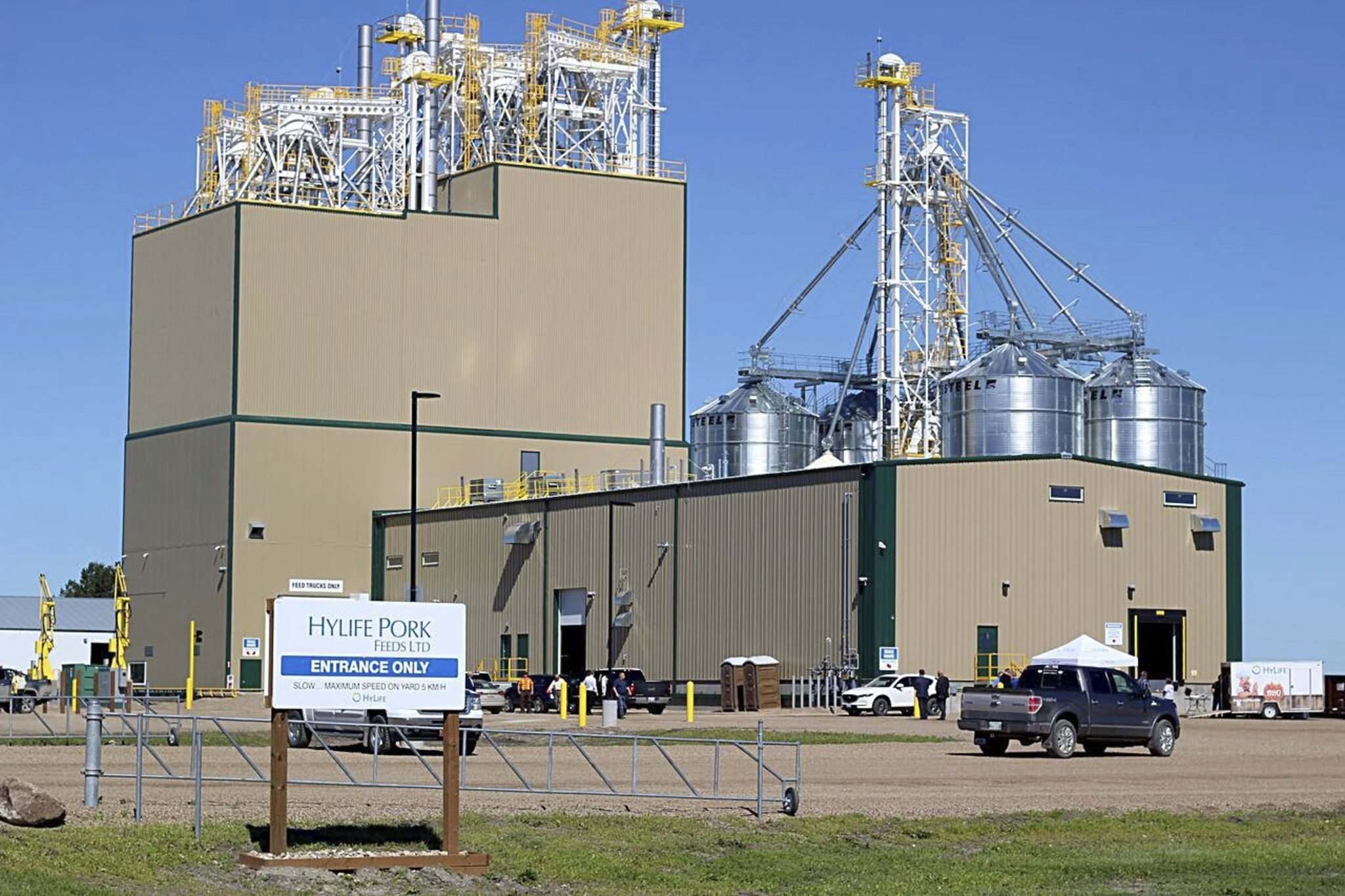 New HyLife feedmill brings more bacon to Killarney Winnipeg Free Press