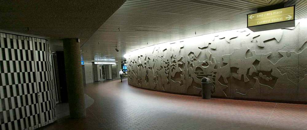 PHIL HOSSACK / WINNIPEG FREE PRESS
The underground at Portage and Main. City hall has awarded a local firm a contract to detail changes that are needed to the concourse.