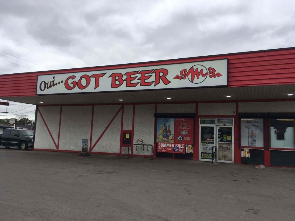 Ben MacPhee-Sigurdson / Winnipeg Free Press
The Marion Hotel's Oui... Got Beer vendor at 393 Marion St.