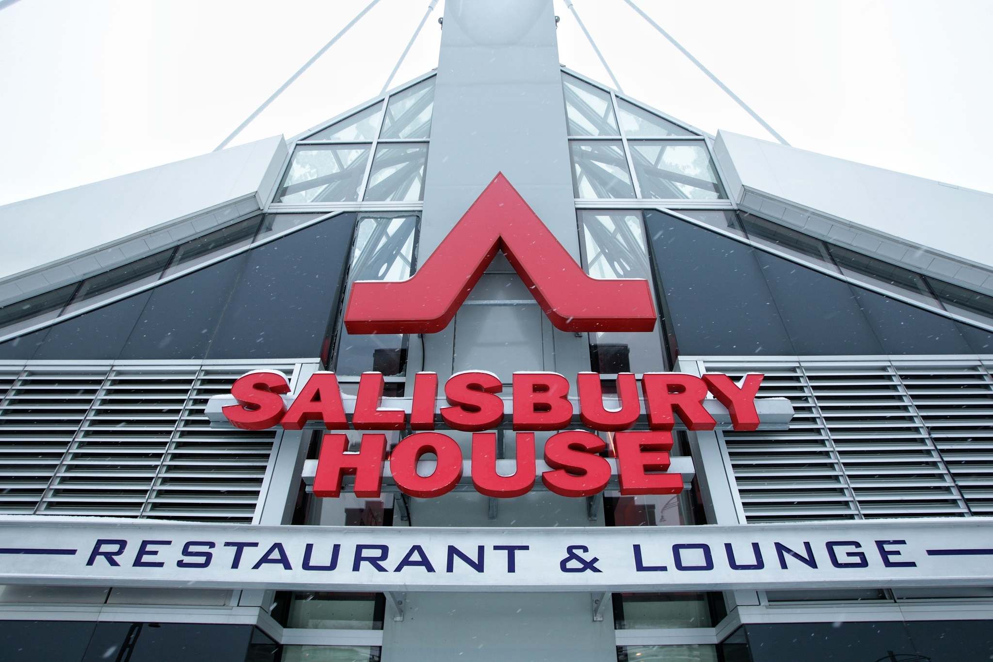 Salisbury House comes home to the East Exchange District Winnipeg