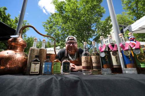 RUTH BONNEVILLE / WINNIPEG FREE PRESS files
Jesse Hildebrand, Assistant General Manager of Capital K Distillery.