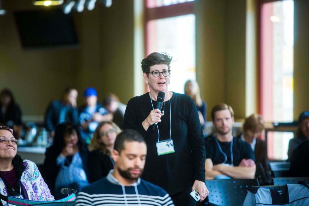 MIKAELA MACKENZIE photos / WINNIPEG FREE PRESS
Dr. Shelley Turner from OneLeaf Cannabis speaks at a marijuana legalization conference led by Red River College’s School of Indigenous Education on Friday. A new course is being introduced to teach the ins and outs of the industry.