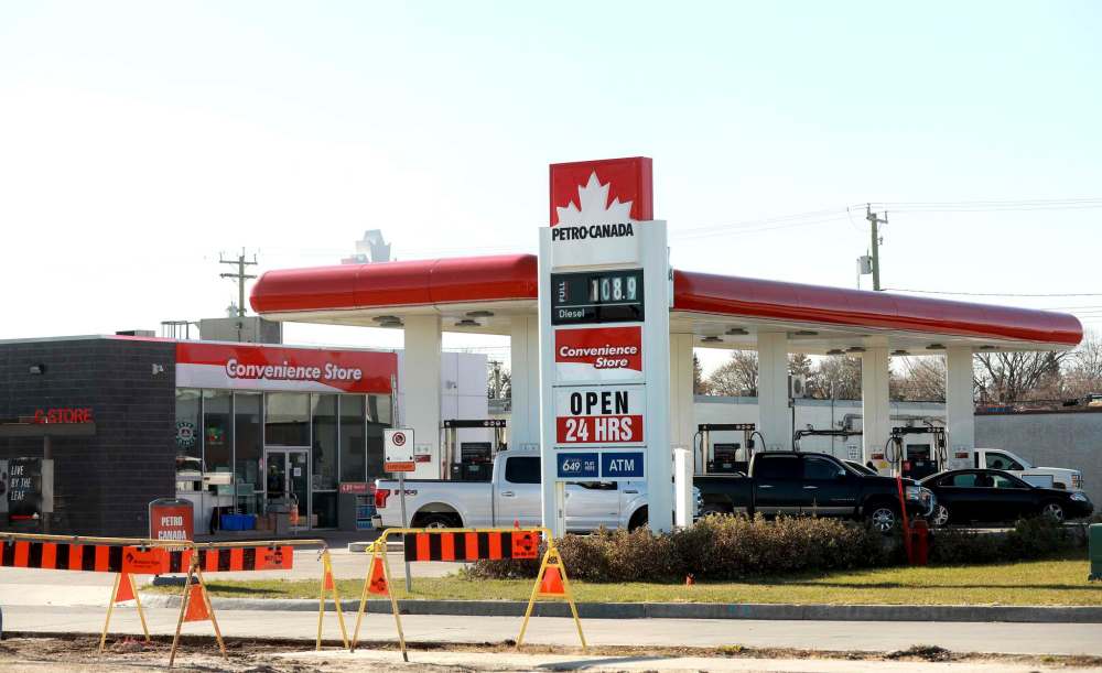 Long Plain’s site includes a gas station on Madison Street. (Ruth Bonneville / Winnipeg Free Press)