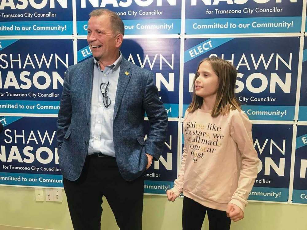 SHELDON BIRNIE PHOTO
Shawn Nason celebrated his election to city council with his family at his campaign headquarters in downtown Transcona.