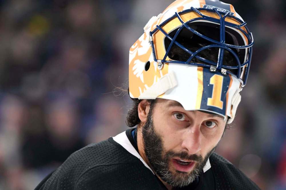 Heikki Saukkomaa / Lehtikuva / The Associated Press
Florida goalie Roberto Luongo