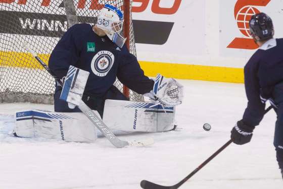 MIKE DEAL / WINNIPEG FREE PRESSWinnipeg Jets' goaltender Laurent Brossoit said he's comfortable in his role as a backup, and he just focuses on being as ready as possible for when he gets the call.
