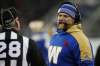 THE CANADIAN PRESS/John Woods
Winnipeg Blue Bombers head coach Mike O'Shea talks to a referee during western semifinal action.