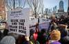 Bebeto Matthews / The Associated Press FILES
Protesters carry anti-Amazon posters during a rally to oppose subsidies for Amazon to locate its HQ in the New York neighbourhood of Long Island City, Queens.