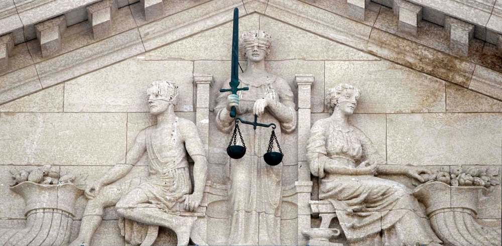 PHIL HOSSACK / WINNIPEG FREE PRESS FILES
Scales of Justice