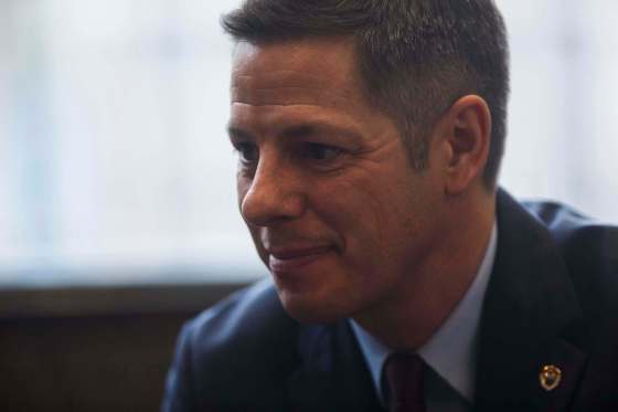 MIKE DEAL / WINNIPEG FREE PRESSWinnipeg Mayor Brian Bowman during the end of year interview with reporter Aldo Santin.