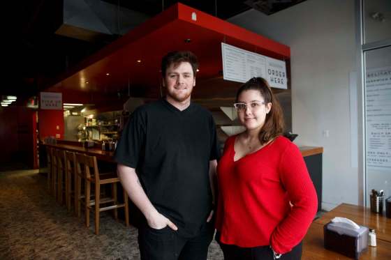 MIKE DEAL / WINNIPEG FREE PRESSRiley Bernier (left) and Juliana Roberta are serving up sandwiches at the Sherbrook Street Deli.