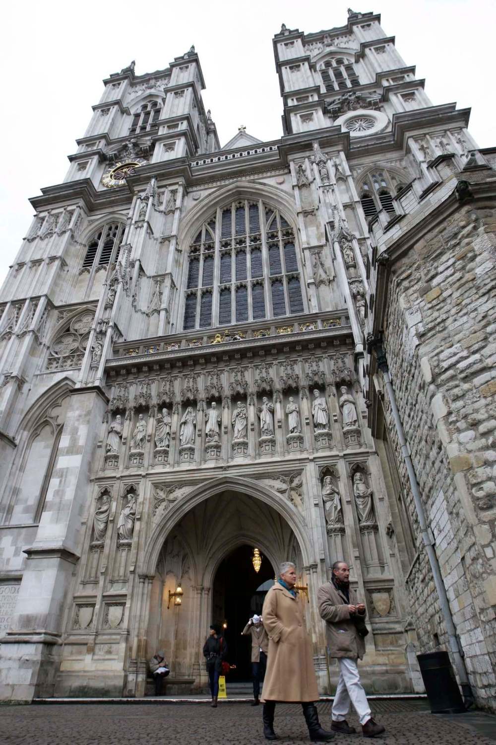 Westminster Abbey is a can’t miss tourist stop for those visiting London. (Sang Tan / Canadian Press files)