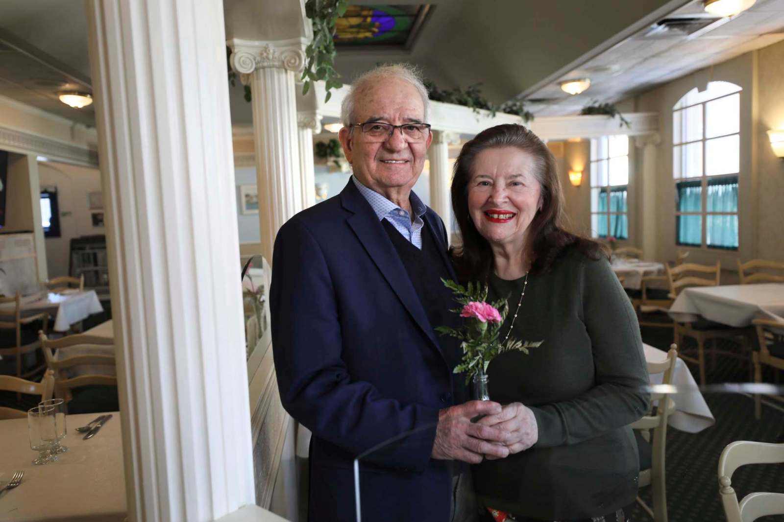 Jan 2019: Forty years later, Homer's restaurant, the birthplace of chicken souvlaki, is a Winnipeg institution