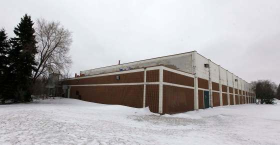 PHIL HOSSACK / WINNIPEG FREE PRESS FILES The Bruce Oake Recovery Centre will be built on the site of the shuttered Vimy Arena, a move that has angered some area residents.