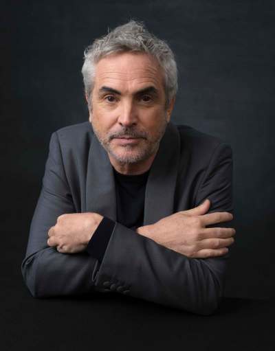 Chris Pizzello / Invision
Roma director Alfonso Cuarón voiced on Twitter his displeasure with the Oscars&rsquo; decision to omit the presentation of the cinematography award from its live show.