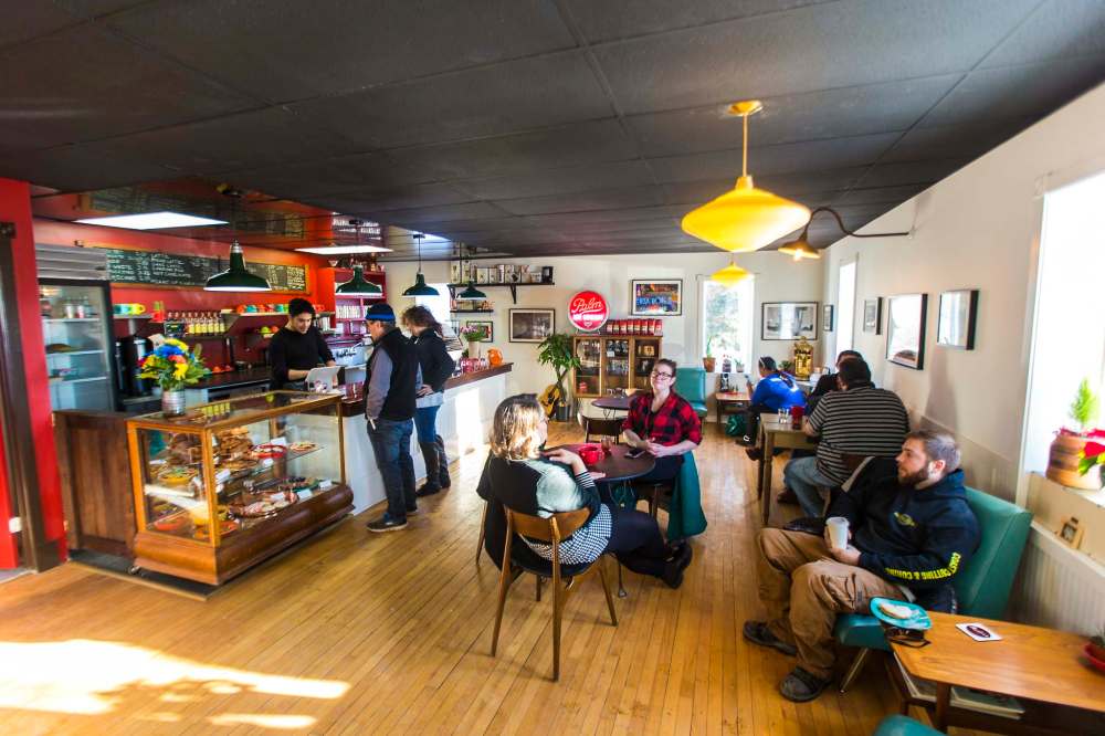 MIKAELA MACKENZIE / WINNIPEG FREE PRESS 
Modern Coffee, a newly opened café at Inkster and Main, is adorned with well-loved vintage furniture. Food and drinks are served up in colourful cups and dishes.