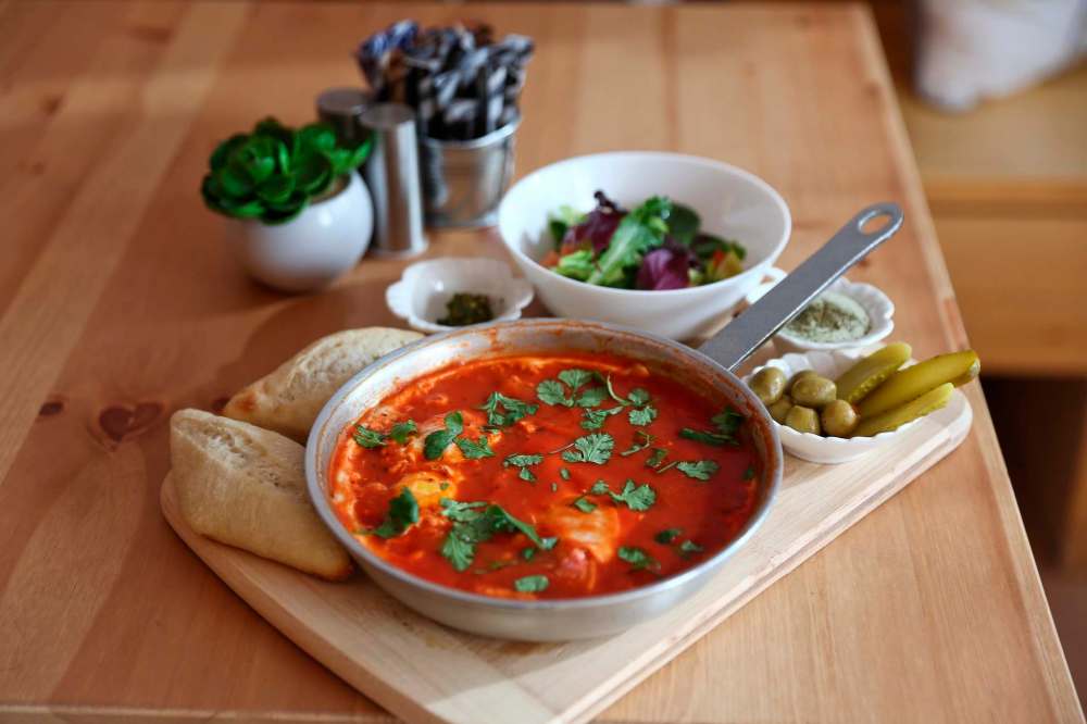 MIKE DEAL / WINNIPEG FREE PRESS
The popular Red Shakshuka dish at Joy Coffee Bar .