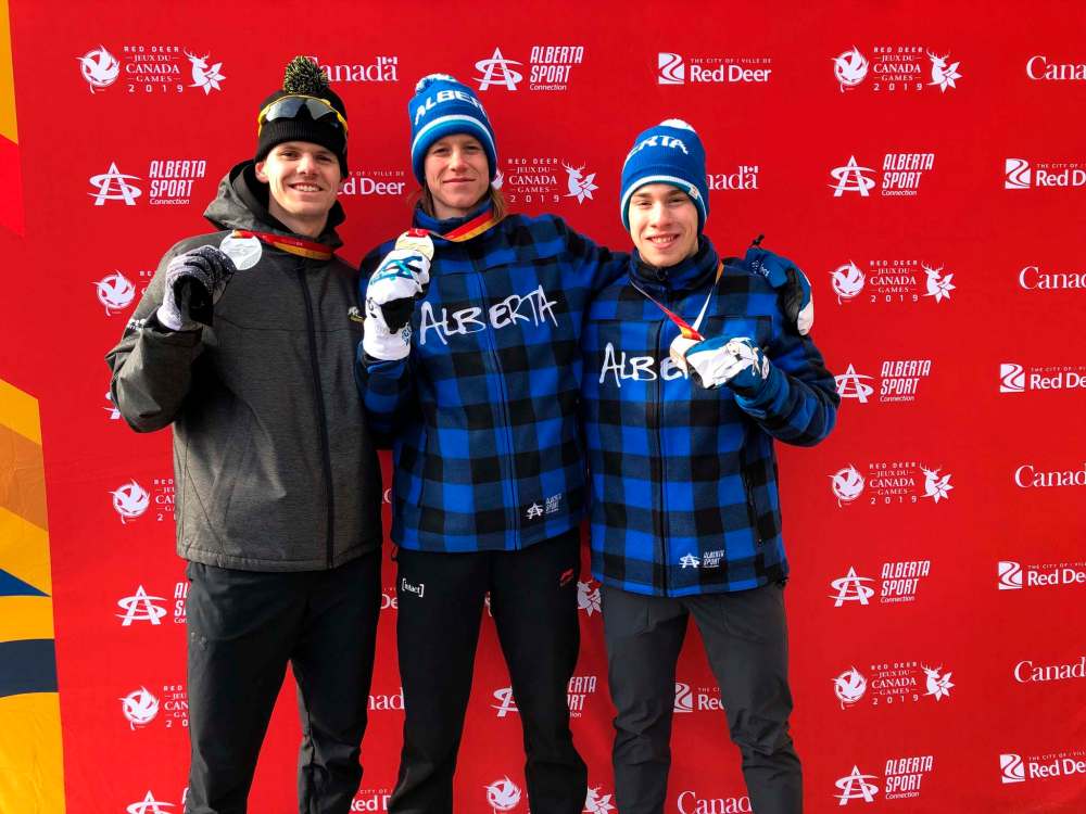 SUPPLIED
Winnipeg's Tyson Langelaar, left, shows off his third medal, this time a silver, at the 2019 Canada Games in Speed Skating - Long Track - 5000m Male, with a final race time of 6:56.36.