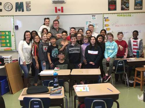SUPPLIED
Doug Speirs chills with the kids in Lucia Whitney&rsquo;s Grade 6 class at St. Alphonsus School. They shared their thoughts on what they love about Winnipeg.