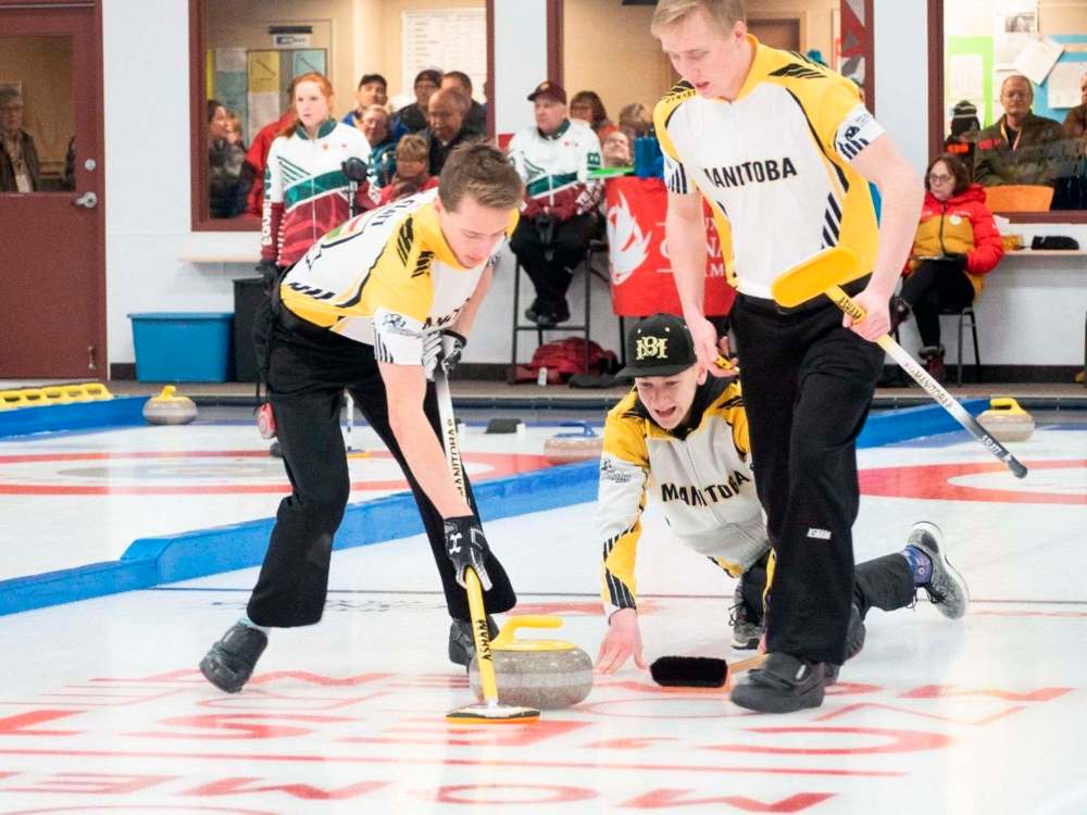 SUPPLIED
Manitoba skip Graham Loewen releases his shot. The Winnipegger and his team defeated Newfoundland and Labrador 8-7 for the bronze medal in the men's division.