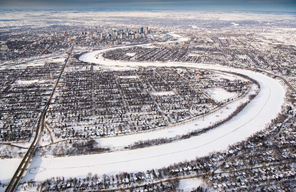 The naturally frozen skating trail extends south on the Red River from The Forks in downtown Winnipeg to the St. Vital Bridge. (Dan Harper photo)