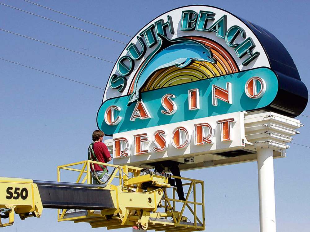 In a lawsuit against South Beach Casino, Randy Williams said his employment was terminated in July 2011 without just cause and his reputation had been compromised. (Wayne Gloawacki / Winnipeg Free Press files)