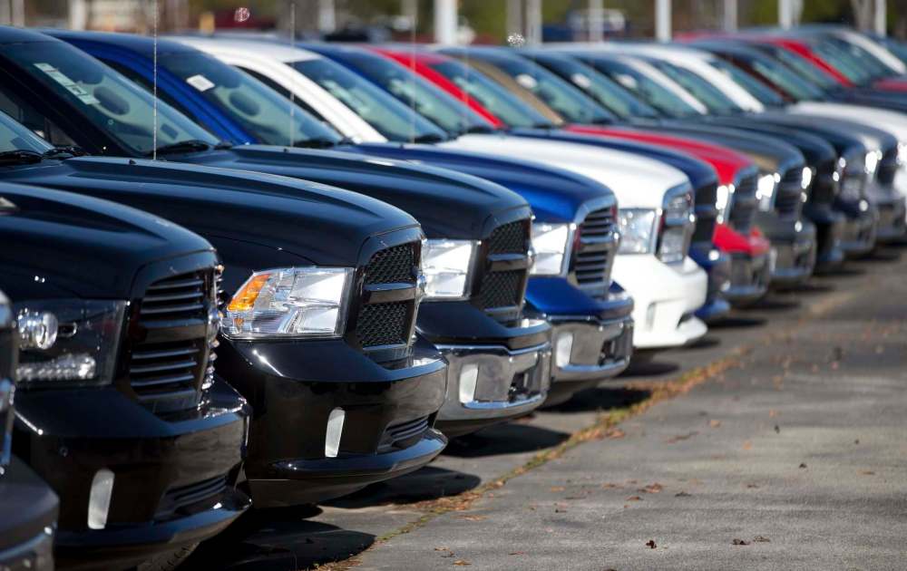 Canadians love SUVs and pickup trucks. (John Bazemore / The Associated Press files)