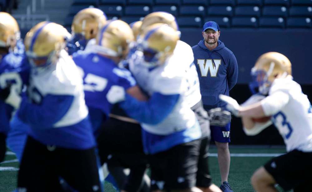 JOHN WOODS / WINNIPEG FREE PRESS
Winnipeg Blue Bomber head coach Mike O'Shea looks on at opening day of training camp.