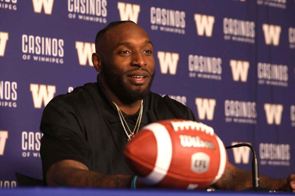 RUTH BONNEVILLE / WINNIPEG FREE PRESS
Willie Jefferson donned the Blue and Gold for the first time on Monday and was a menacing presence on the field.