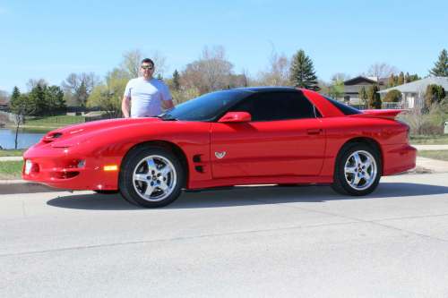 Photos by Larry D&rsquo;Argis / Winnipeg Free Press
Dan Labossiere spotted his dream Trans Am while driving past West Perimeter Auto Sales on his way to view a Corvette he was considering buying.