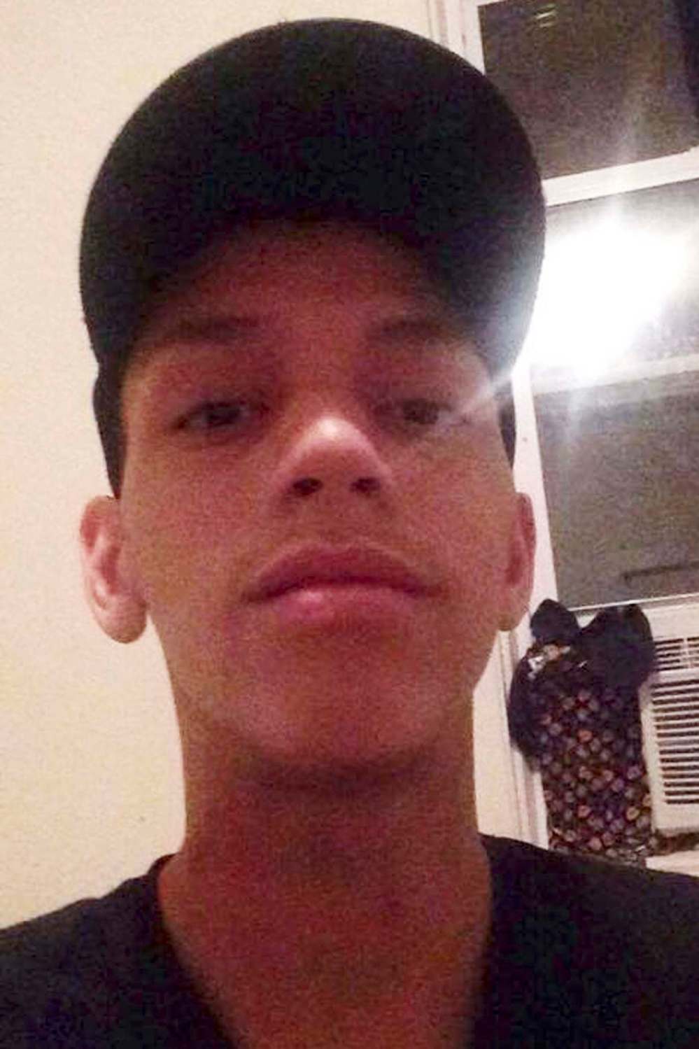 FACEBOOK
Dorian