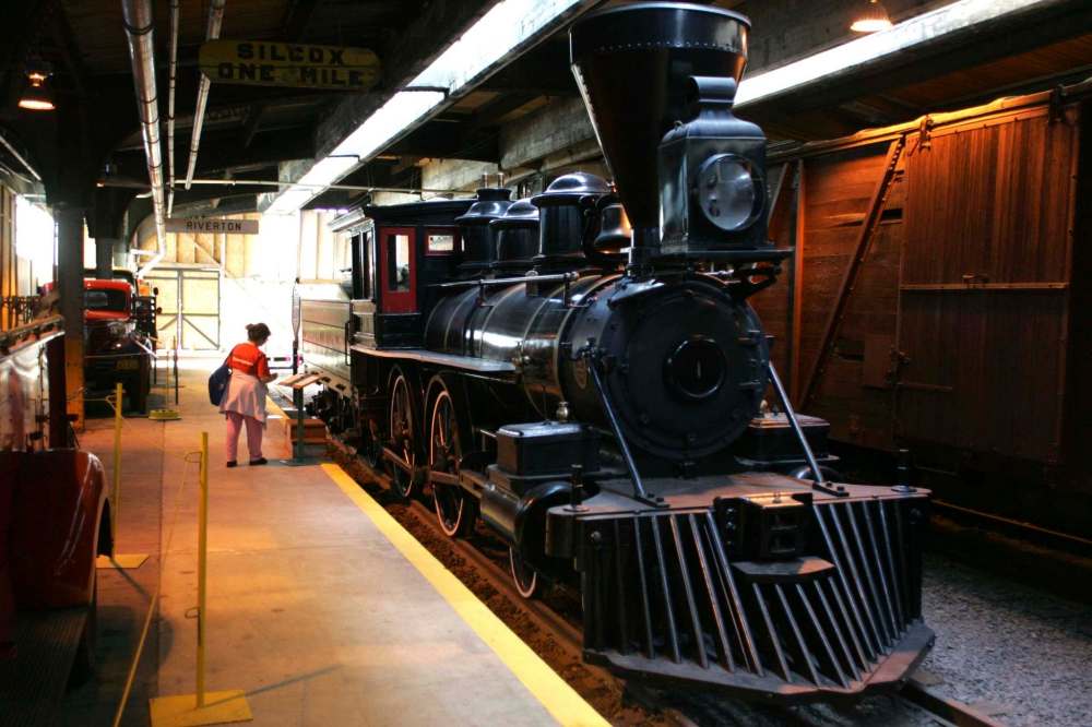 The Countess of Dufferin is one of the centrepieces of the Railway Museum. (Boris Minkevich / Winnipeg Free Press files)