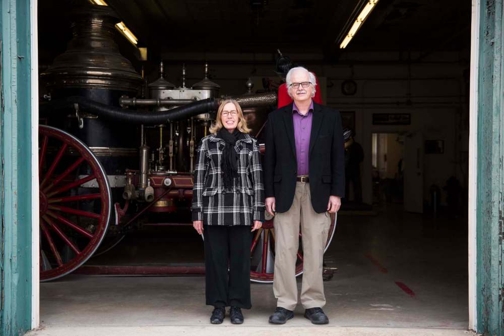 MIKAELA MACKENZIE / WINNIPEG FREE PRESS files
The fire hall is the first stop on Sharon and Nolan Reilly’s general strike tour.