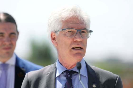 RUTH BONNEVILLE / WINNIPEG FREE PRESS filesWith the province going to the polls just weeks before the federal election, Winnipeg MP Jim Carr is worried about voter fatigue.