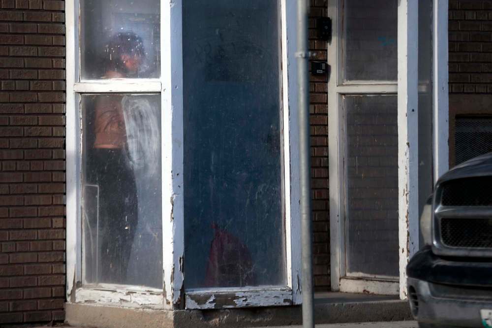 PHIL HOSSACK / WINNIPEG FREE PRESS
Ma Mawi Wi Chi Itata Centre outreach workers focus on getting face-to-face with those who are most at risk of being sexually exploited. They hand out snacks, harm-reduction kits and hygiene supplies.