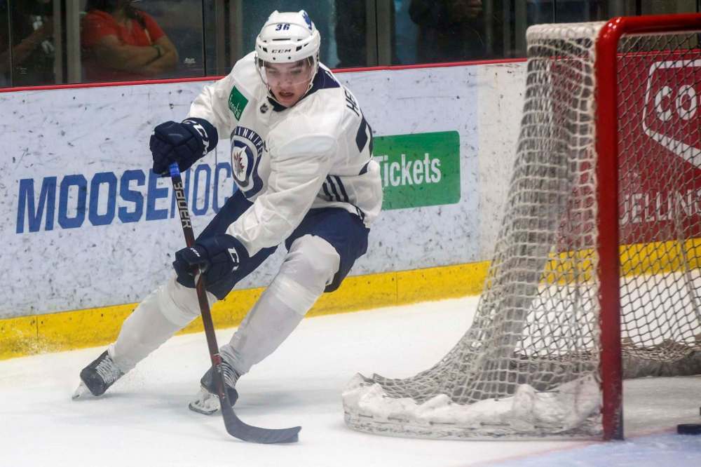 MIKE DEAL / WINNIPEG FREE PRESS
The Winnipeg Jets signed first-round draft pick Ville Heinola to a three-year entry-level contract worth $1,137,500 per season.
