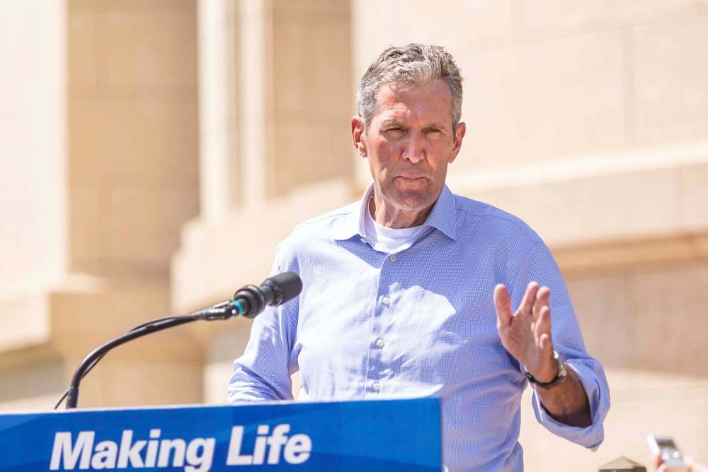 SASHA SEFTER / WINNIPEG FREE PRESS
Premier Brian Pallister says a re-elected PC government would eliminate fees on estates and the PST on wills.