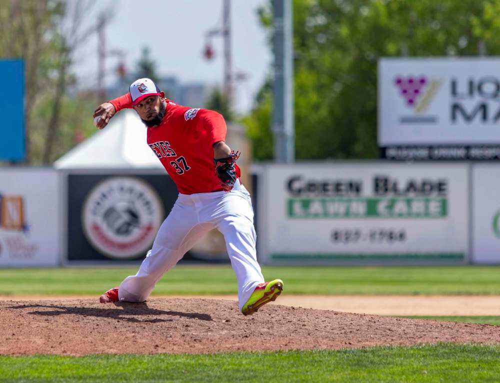 SASHA SEFTER / WINNIPEG FREE PRESS files
Winnipeg Goldeyes pitcher Victor Capellan