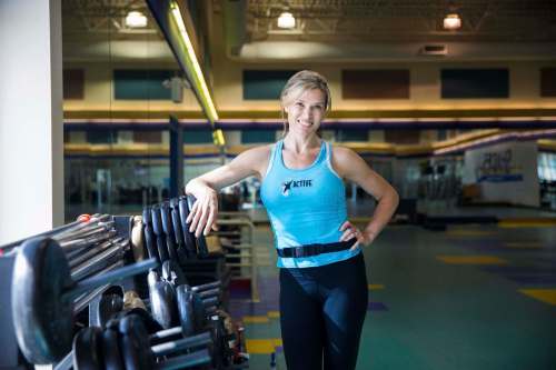 MIKAELA MACKENZIE / WINNIPEG FREE PRESS
Janine Coughlin, a fitness instructor at Shapes Fitness Centre, says fitness trends have come a long way in the last 30 years.