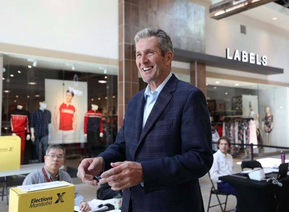 RUTH BONNEVILLE / WINNIPEG FREE PRESS
Manitoba Progressive Conservative party leader Brian Pallister prepares to vote at an advance polling station on Aug. 28.